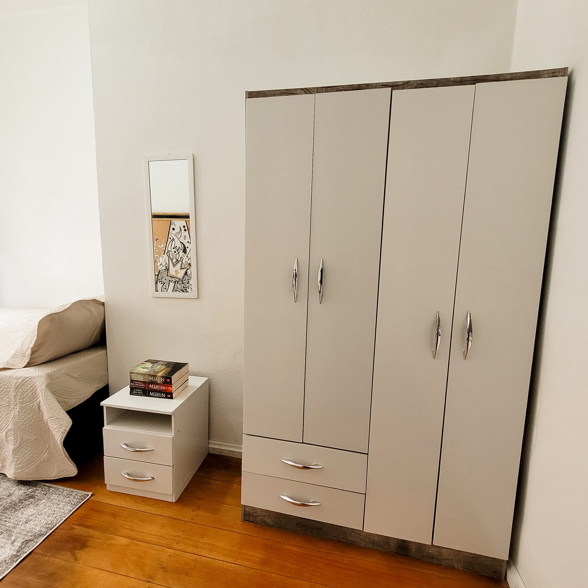 QUARTO NO CENTRO HISTÓRICO DE PORTO ALEGRE - 2