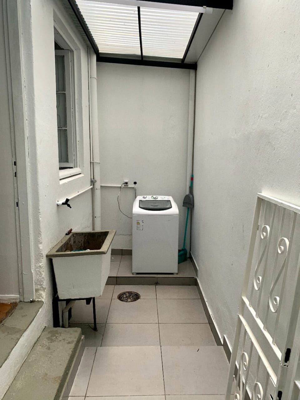 QUARTO NO CENTRO HISTÓRICO EM POA - 10