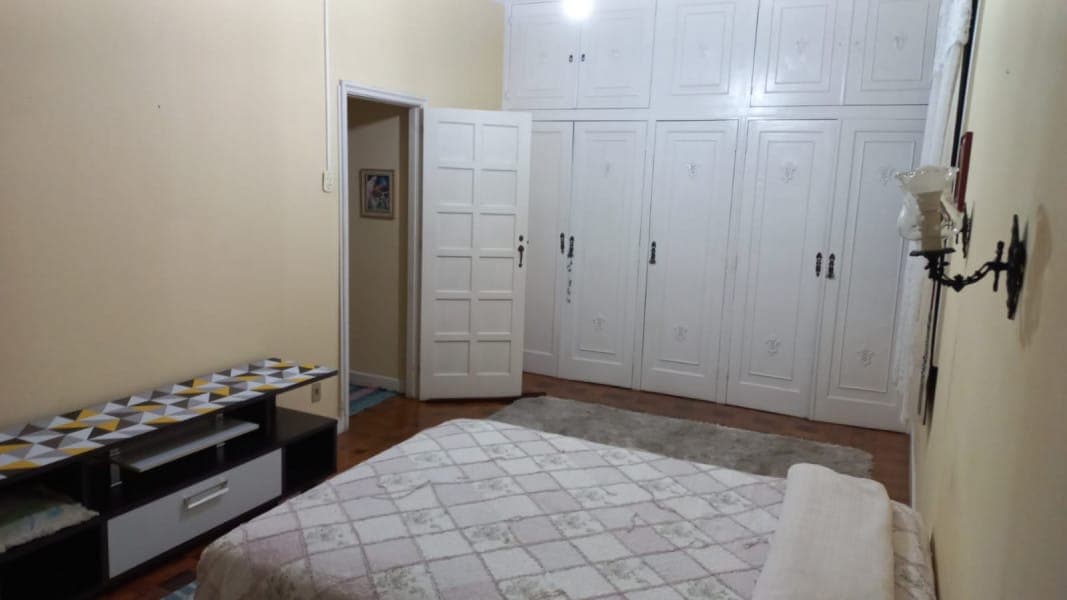 Alugo QUARTO INDIVIDUAL em casa na Tijuca A 4 quadras do Metrô Uruguai. - 1