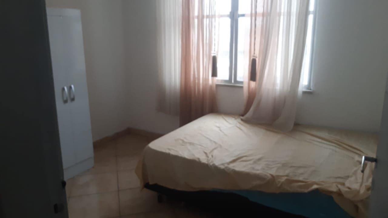 Vaga para meninas no bairro de Madureira - 1